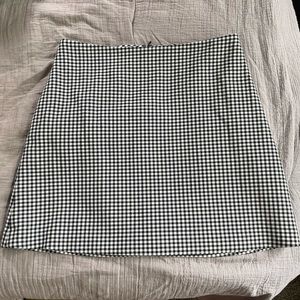 Wilfred mini skirt. Cute checkered pattern